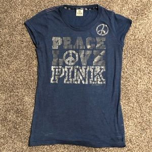 NWOT PINK WOMENS T SHIRT SIZE MEDIUM